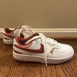 Nike Women's Gamma Force Sneakers